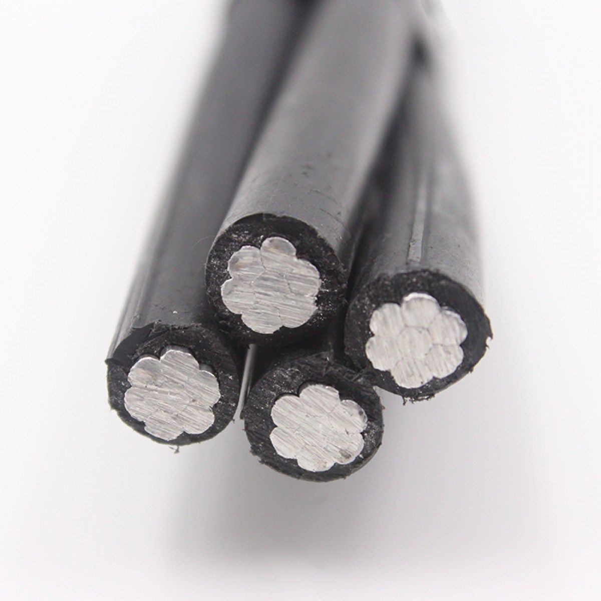 Guowang Overhead 10mm2 to 3500mm2 Underground Residential Distribution Wire Aerial Bundle Cable