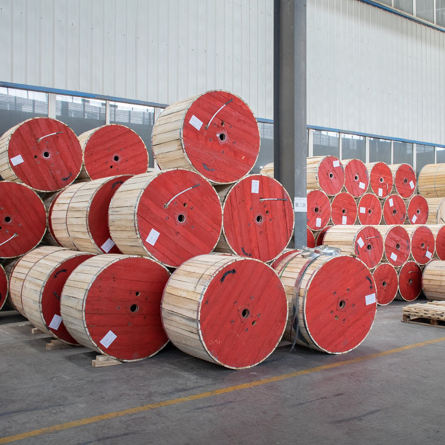 0.6/1.0kv Aluminum Conductor XLPE PE PVC Insulated Overhead 3*35+35sqmm Service Drop Electric ABC Wire Cable