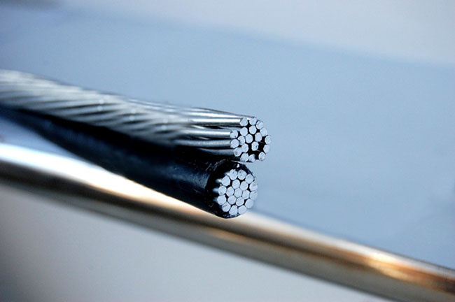 Low Voltage 2/0AWG ABC Cable XLPE Insulated Aerial Bundle Cable