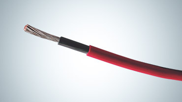 Câble photovoltaïque solaire flexible en cuivre étamé isolé Xlpo rouge noir anti-UV DC 4mm2 6mm2
