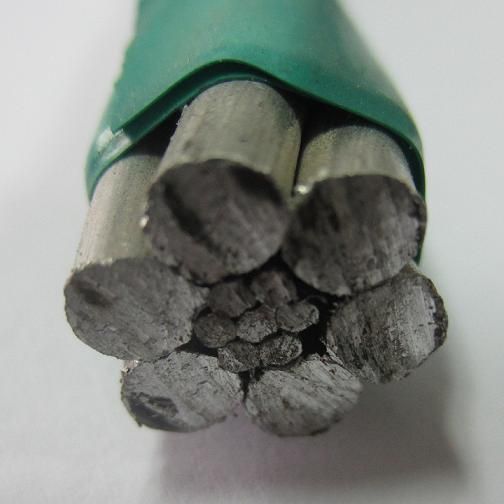 Китай 100 mm2 Проволока ACSR Dog используется для воздушного распределения и передачи электричества производитель и поставщик