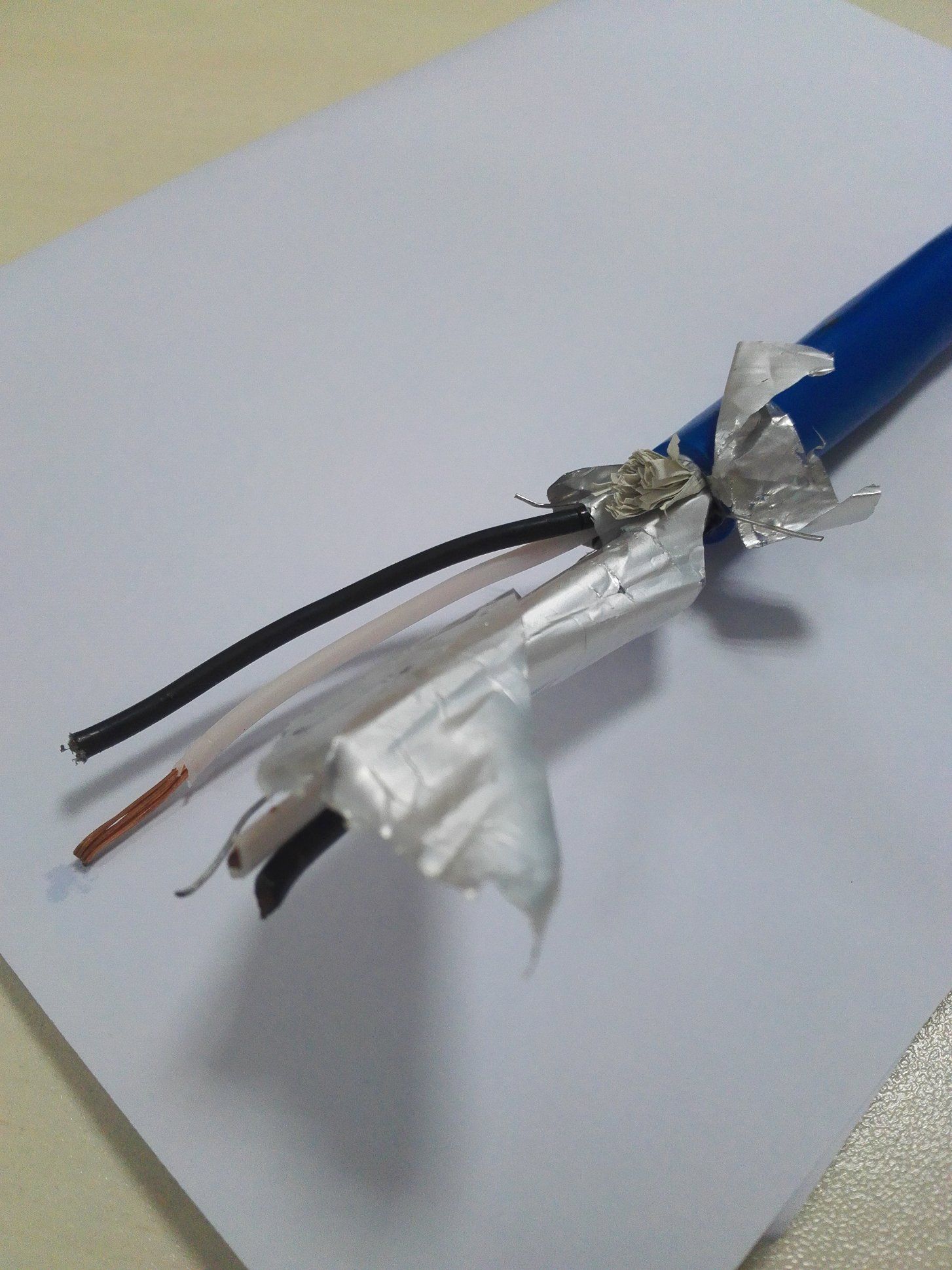 1X3X1.5mm2 Câble d′instrument à double paires isolées avec écran OS, armé, retardateur de flamme, surmoulage en PVC