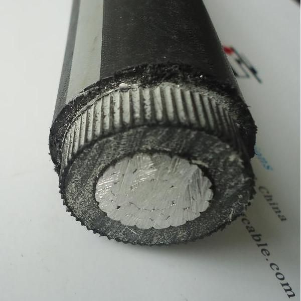 Chine 1X400 3X1X240 Câble en aluminium isolé XLPE 12/20 Kv 24 Câble souterrain Kv fabrication et fournisseur