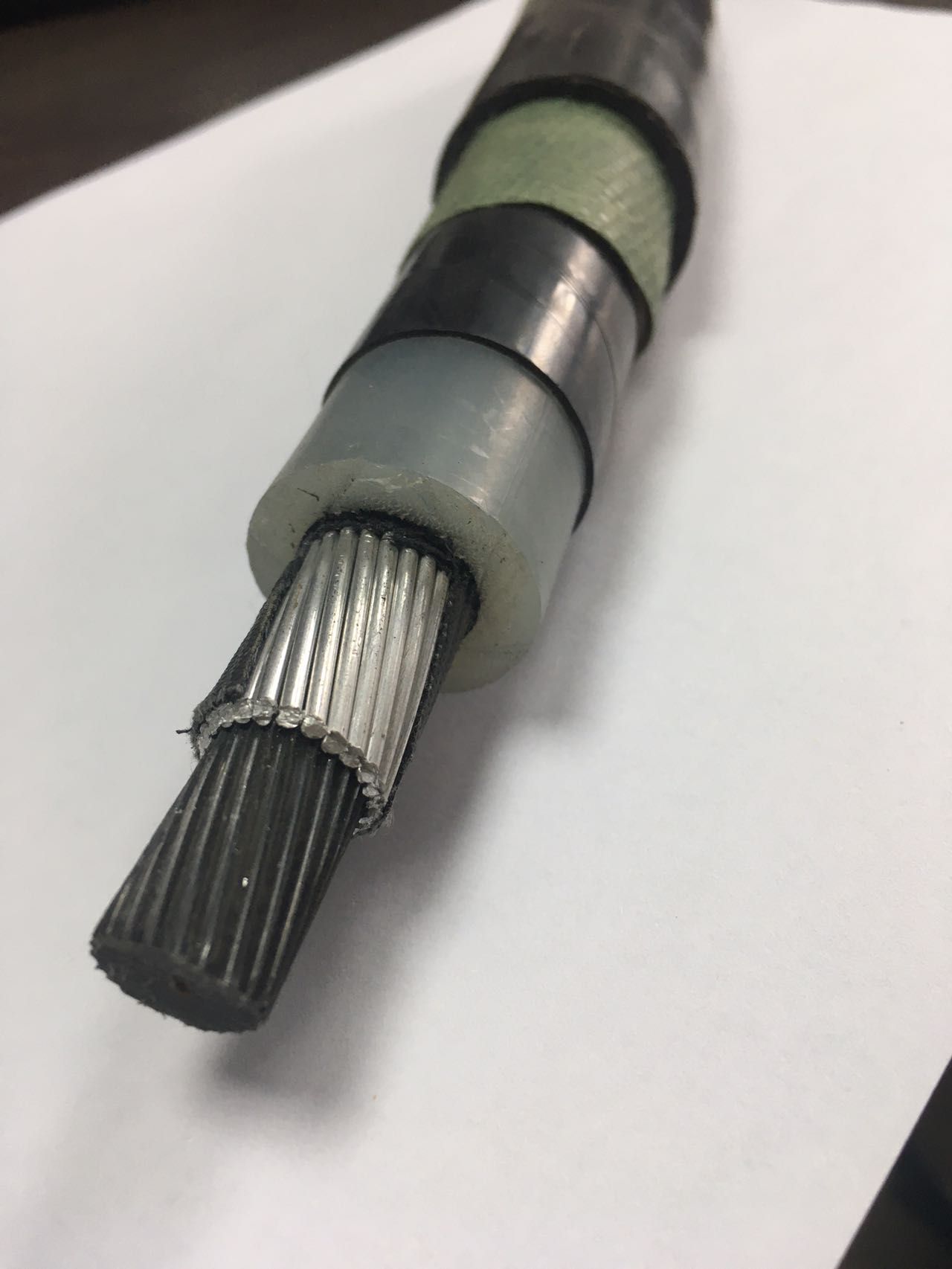 35kv 4/0AWG 250mcm 750kcmil 100%Tr-XLPE Insulated Copper Tape Shield PVC Sheatehd Al Mv-90 Cable