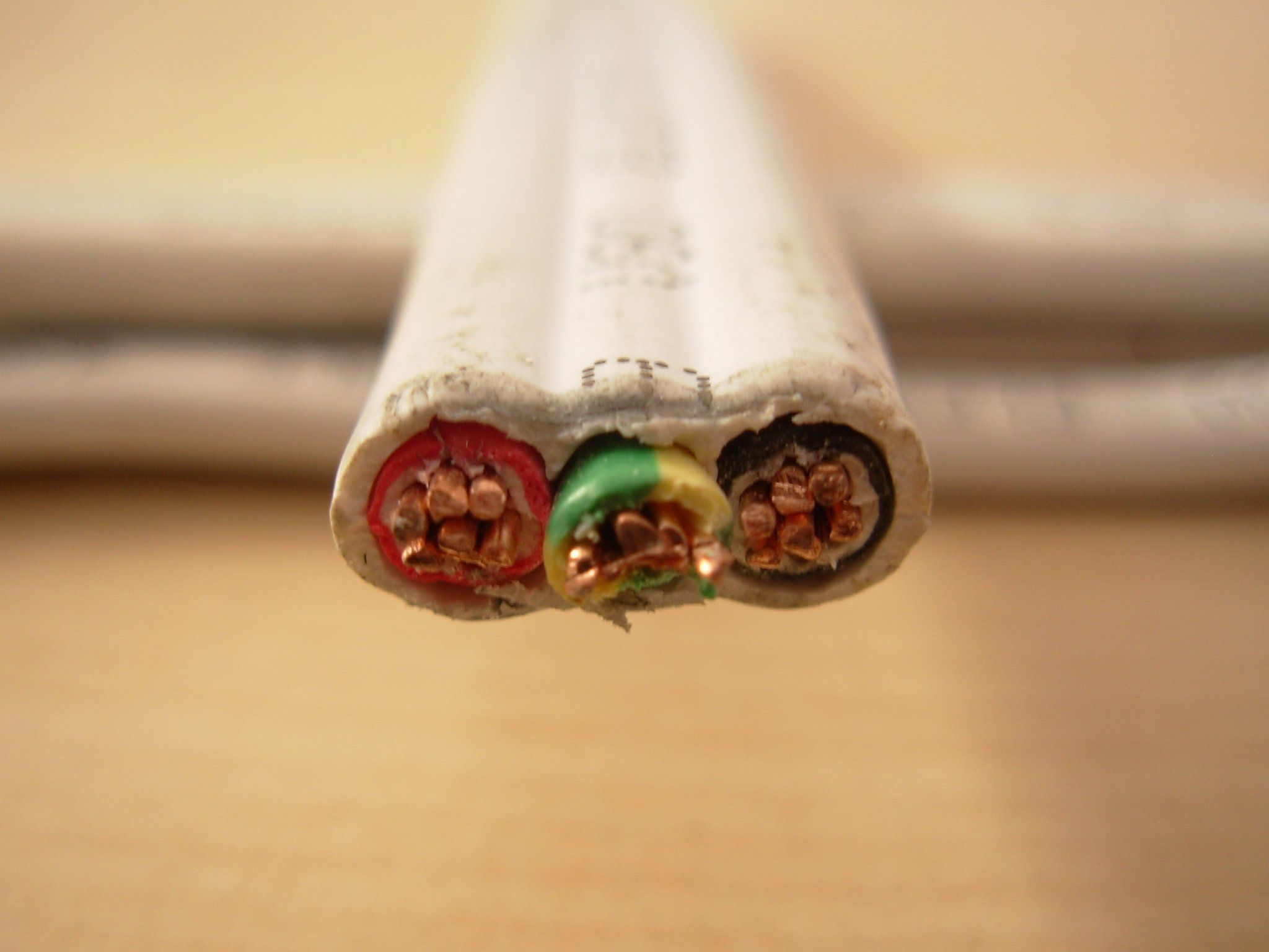 Cu / PVC (monocore) câble isolé en PVC, non gainé, 450 / 750V, BS En50525-2-31, IEC60227