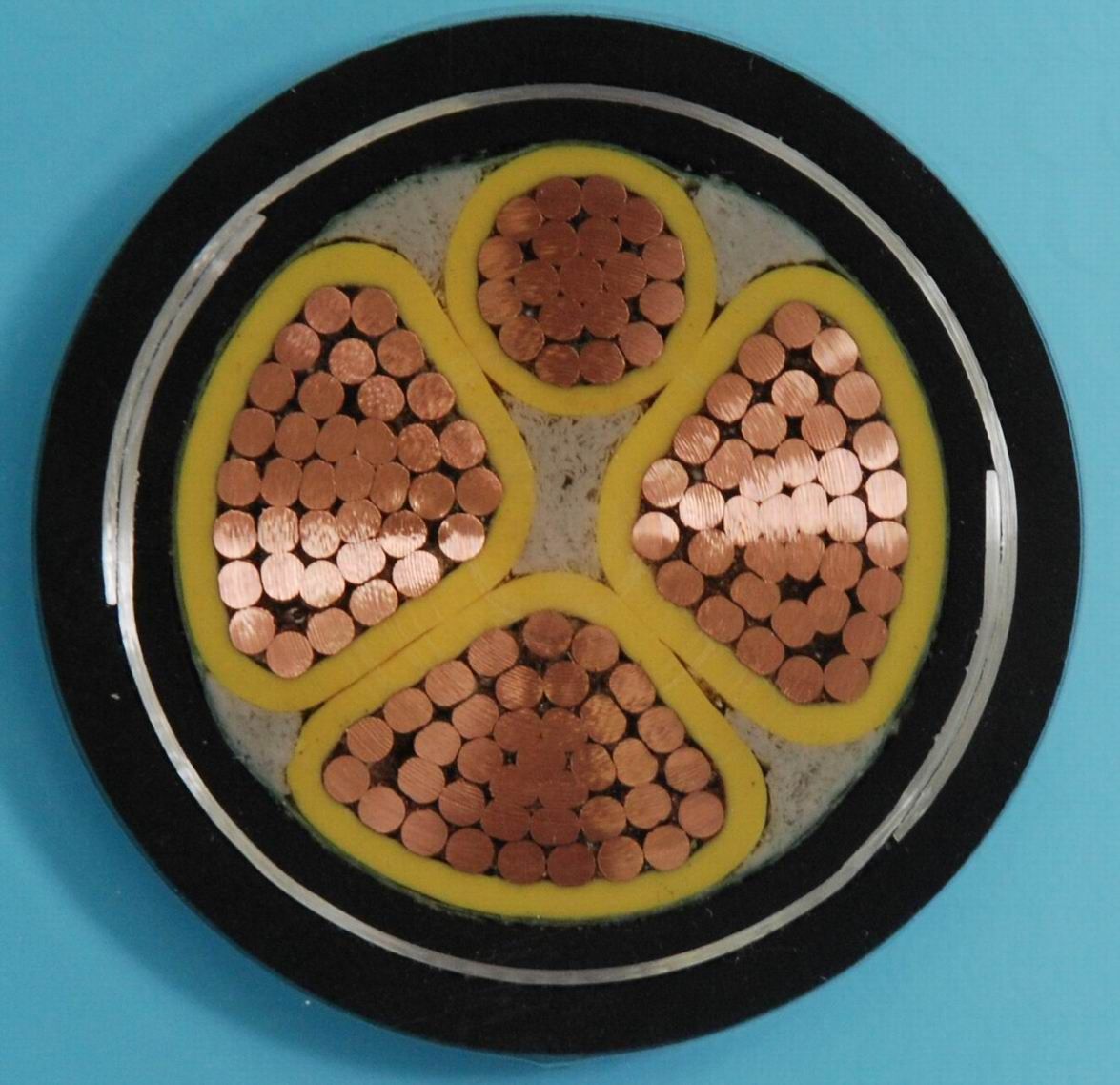 Low Voltage XLPE Insulated Steel Tape Armoured