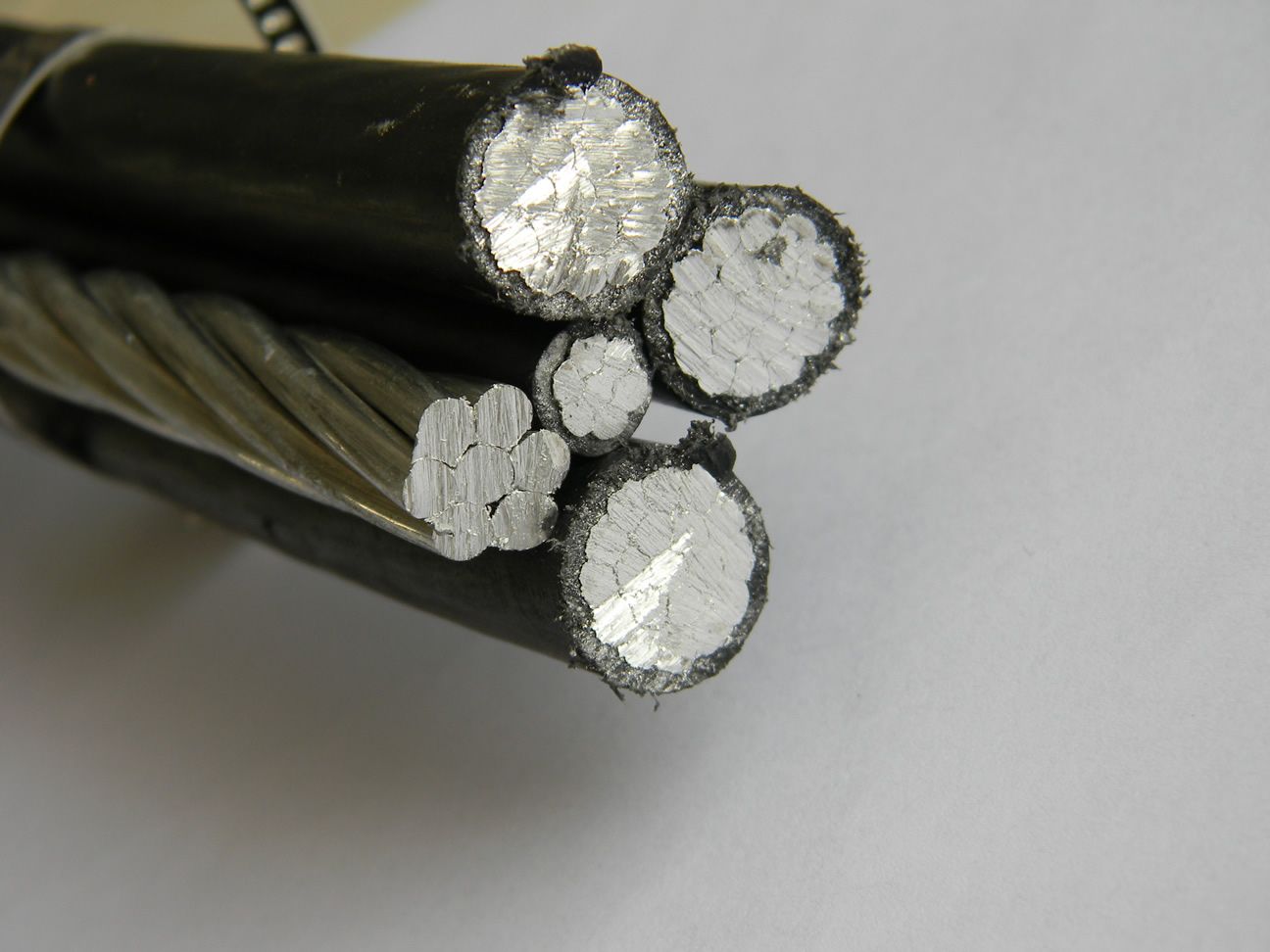 Power Transmission Line ACSR Cable ASTM B323-81 ACSR Eagle ASTM B232 30/7