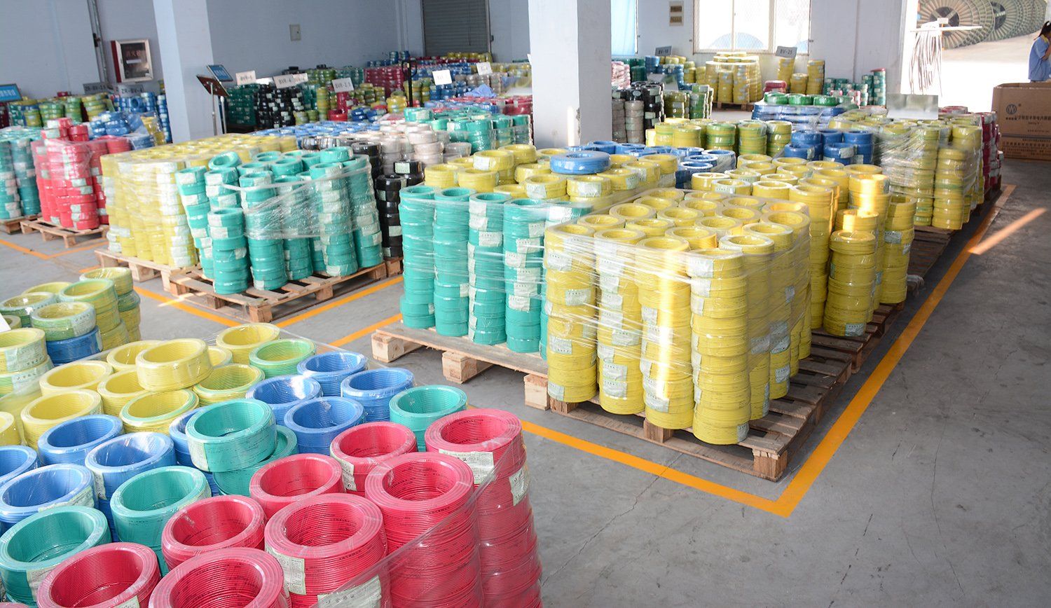 Chine Fil PVC Monocore 4mm2 fabrication et fournisseur