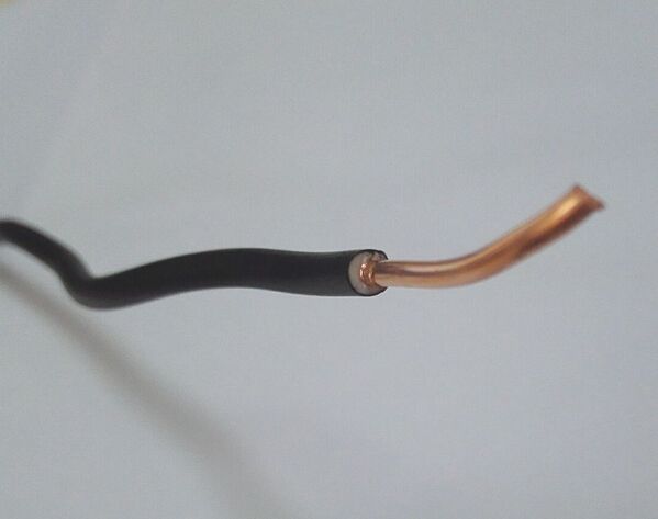 Das Hausdraht 1mm2 2.5mm2 4mm2 6mm2 10mm2 16mm2 Mehrdrahtkupfer flammhemmend elektrische flexible oder starre Kabeldrahtpreise