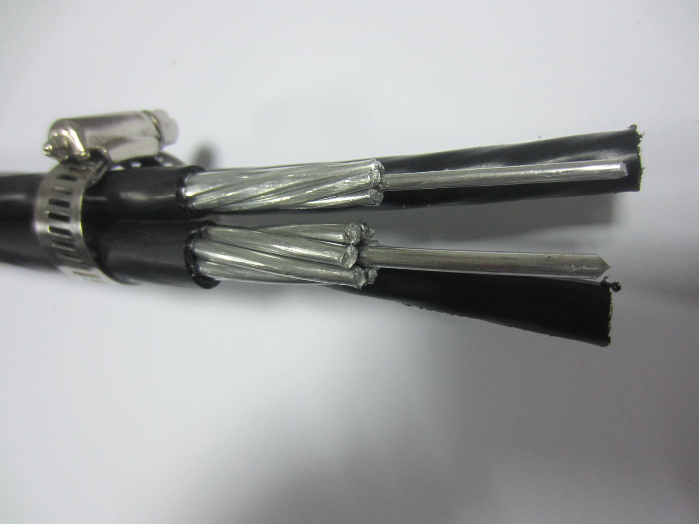 Chine Conducteur neutre ACSR de service triplex Voluta fabrication et fournisseur