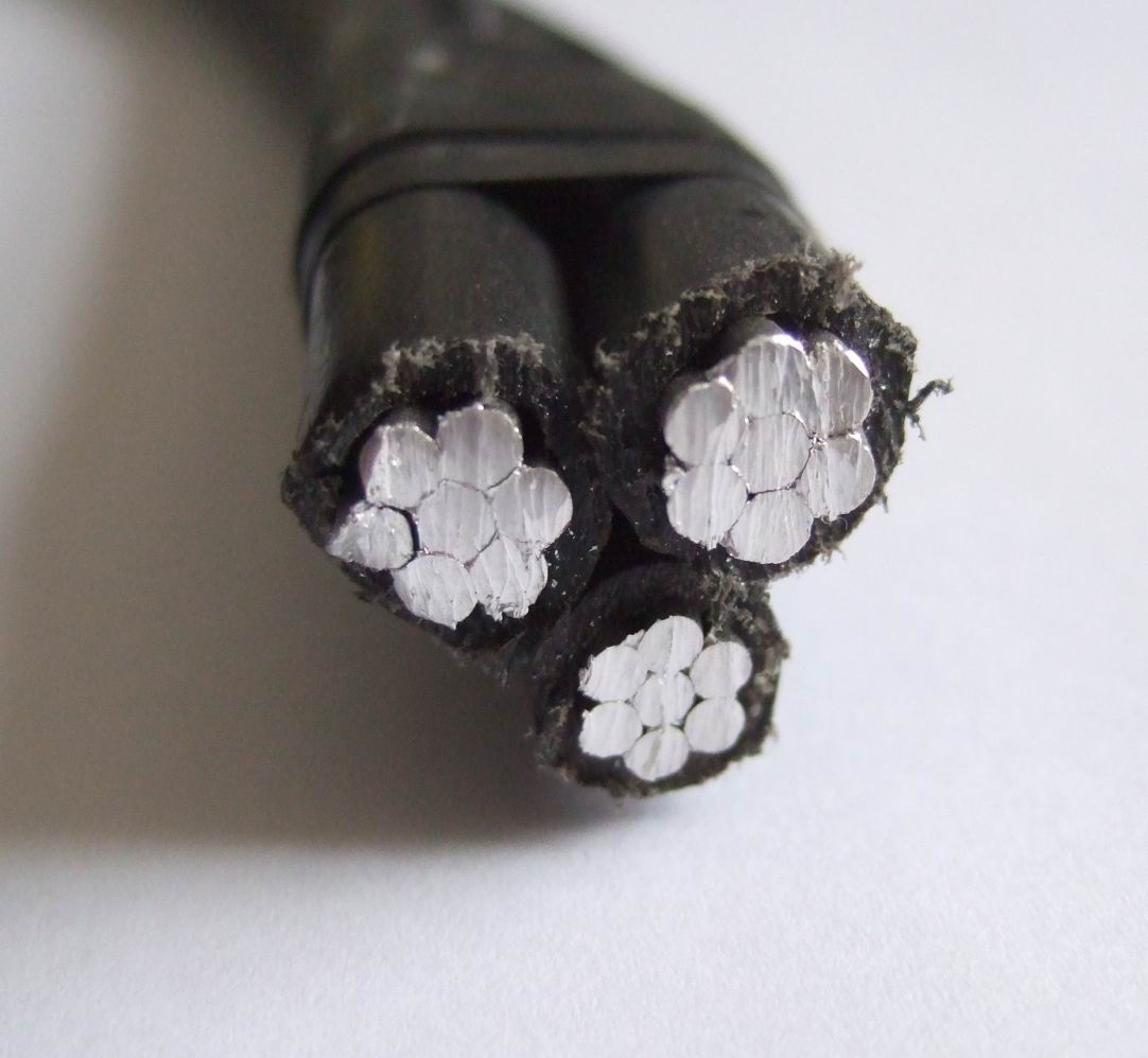 Chine Câble Aérien Groupé LV 3 Cœur Phase 50mm2 AAC 50mm2 Messager AAAC Nu fabrication et fournisseur