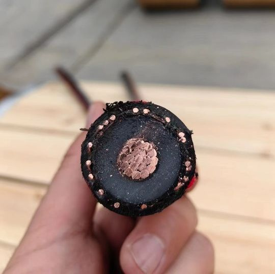 1/0AWG Cu/Tr-XLPE/Copper Wire Shield/LDPE 5kv Urd Power Cable