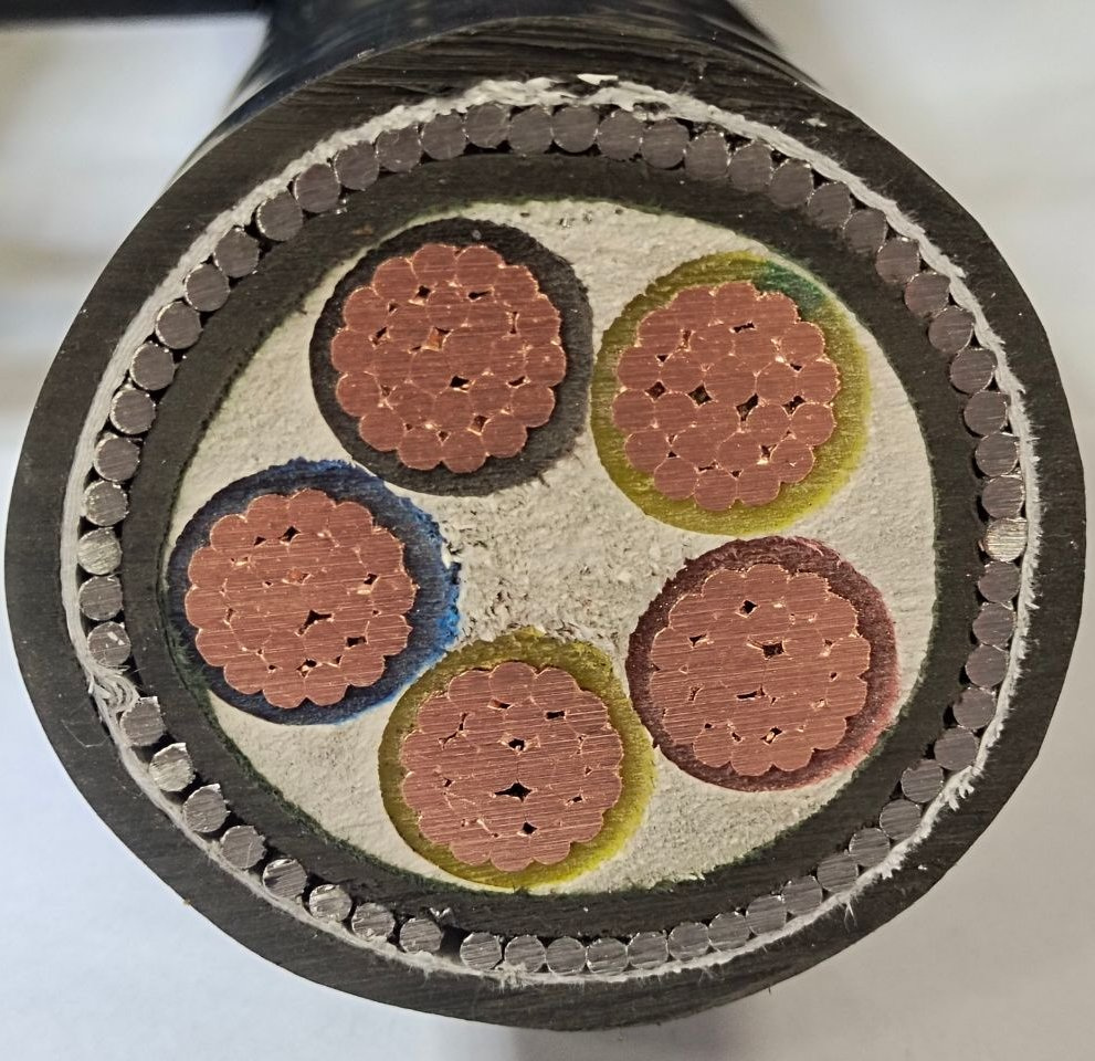 Copper Conductor 5X120mm2 5X150mm2 5X185mm2 5X240mm2 5X300mm2 120mm 150mm 185mm 240mm 300mm 5 Core Swa Armored Cable