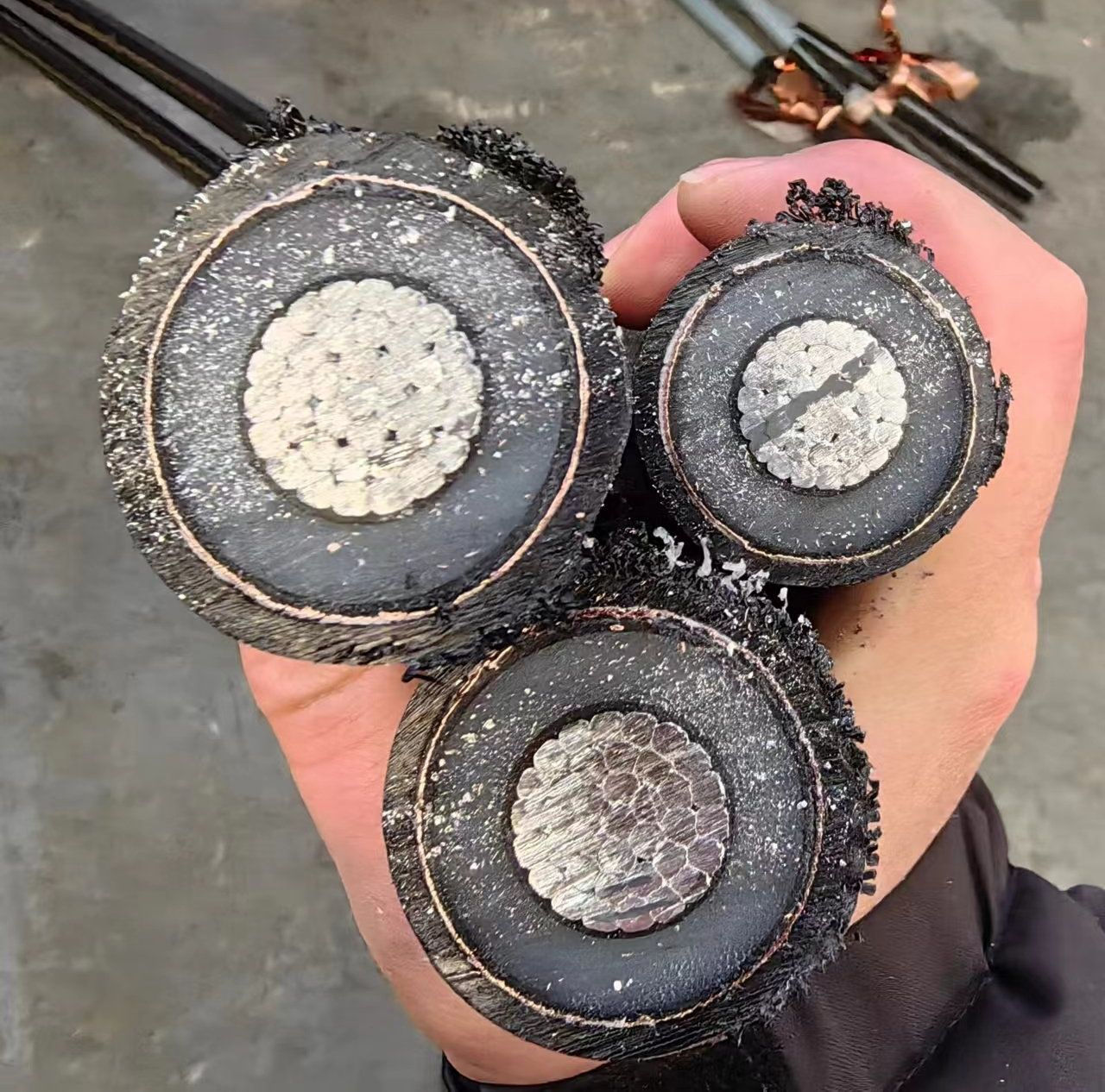 Medium Voltage 12-20kv 3X185 Mv Aluminium Al XLPE ABC Overhead Power Cable