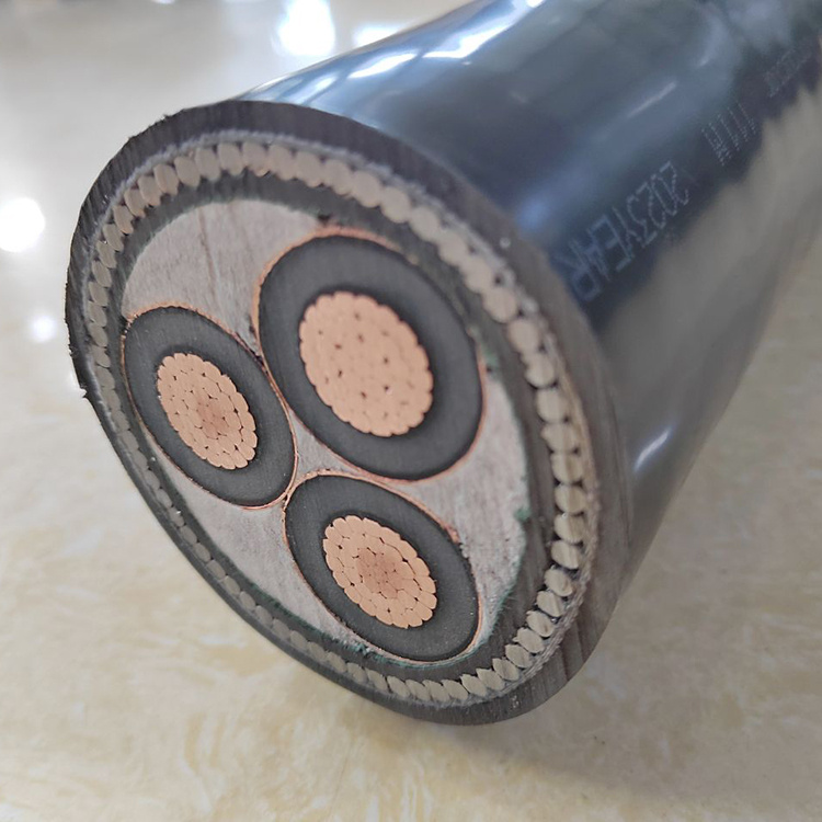 Medium Voltage 3 Core Copper Conductor 33kv XLPE Insulation 95mm2 Armoured Cable
