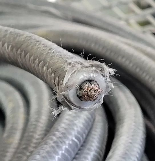 Nuevo Material Siaf/Mt/Pol 1kv 1.5kv 3.7kv 3.3kv 6.6kv 13.8kv 15kv Cable Flexible de Alta Temperatura Varnizado de PUR con Trenzado de Pet de Caucho de Silicona Mv