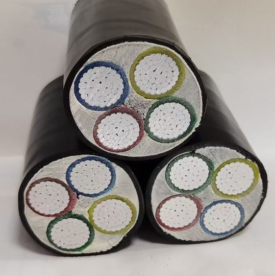 Cable Eléctrico de Aluminio con Núcleo XLPE 300mm No Blindado 4 4X300mm2
