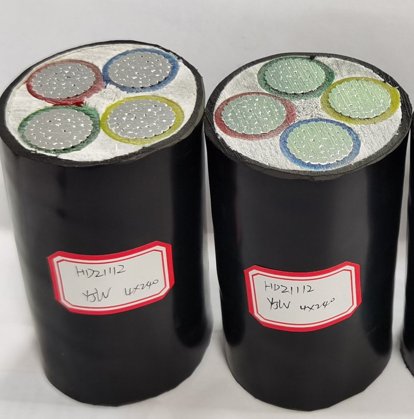 Yakxs Eca Class 0, 6/1 Kv 4X120 4X240 240mm2 Aluminum Conductors XLPE Insulated Multi-Core PVC Sheathed Electric Power Cable