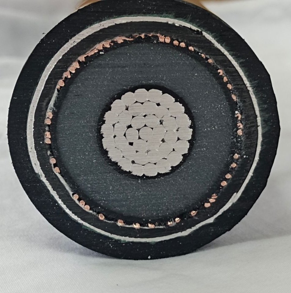 Yjlsv63 33kv 1*240mm2 Al/XLPE/Cws+Cts/PVC/ ATA/HDPE Sheath Aluminium Tape Armoured Longitudinally Watertight Power Cable