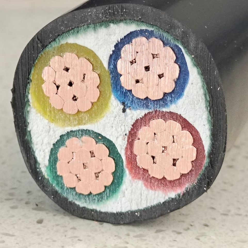Yjv-4 Core Copper Conductor XLPE Insulation PVC Sheath 4 Core 4c 70mm2 4X70mm 4X70mm2 Power Cable