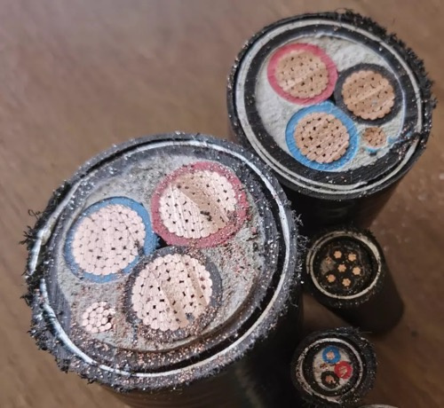 CSA Flexible Aluminum Interlocked Armoured Power Cable Acwu90 3 Core 250 Kcmil with 2 AWG Ground
