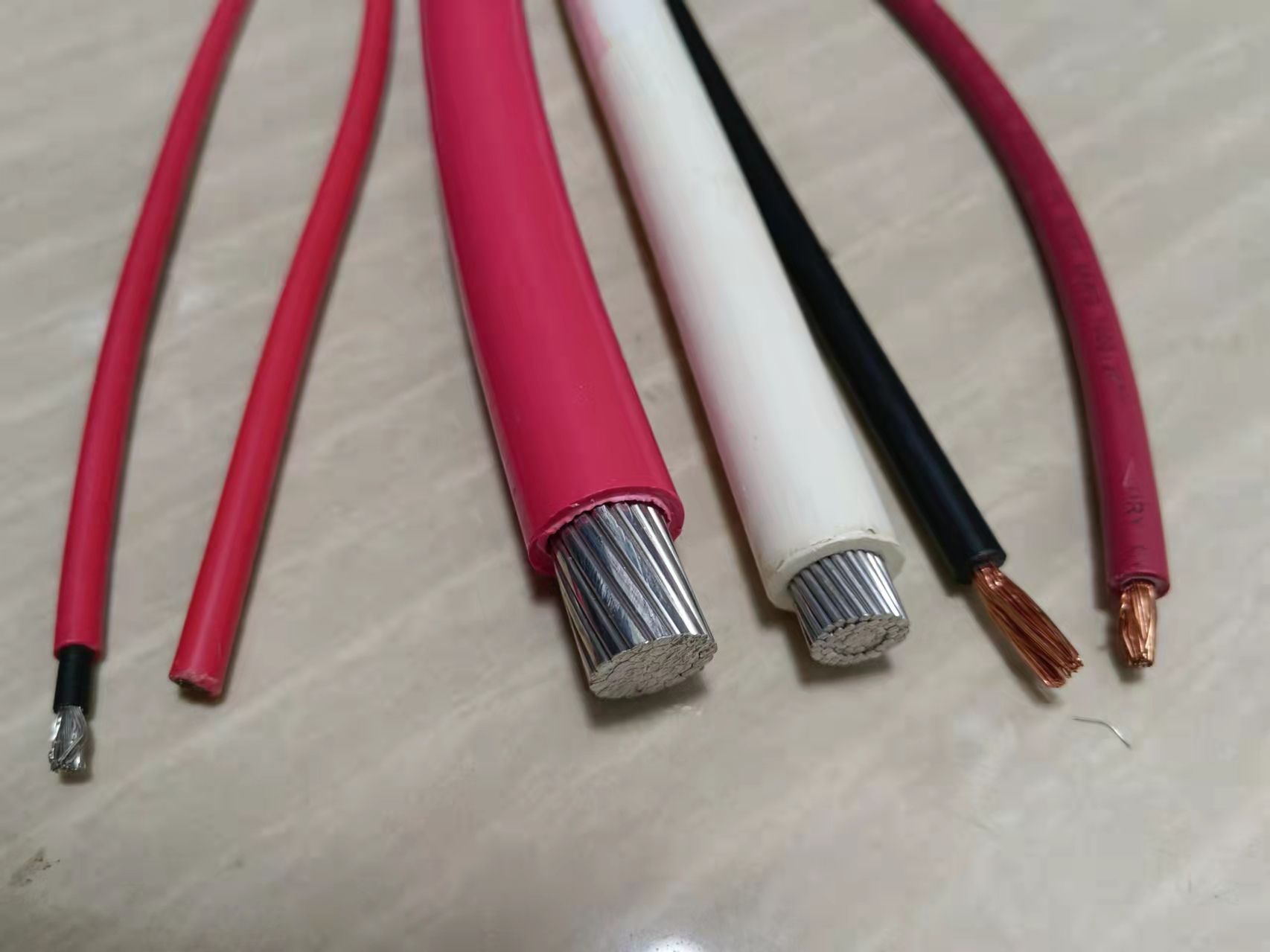 H1z2z2-K 6mm2 En50618 Solar Cable with TUV Certification DC 1500V