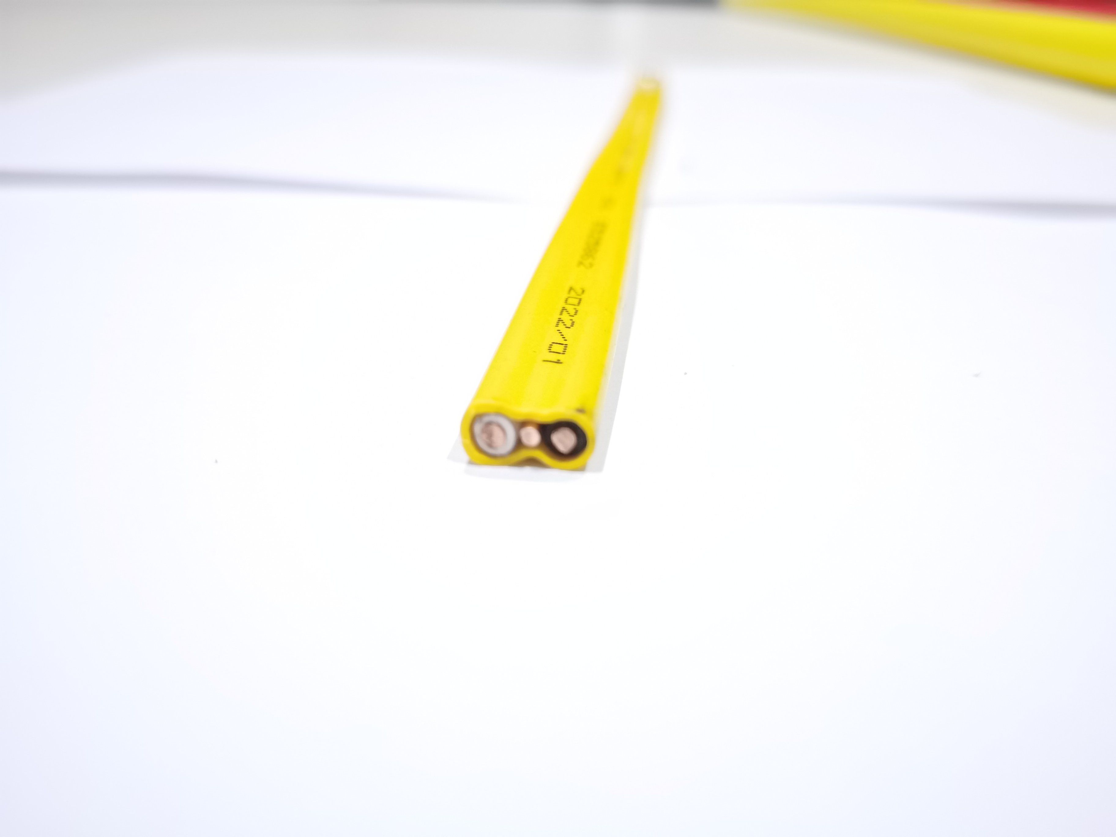 Hebei Huatong Cables Flat Wire or Round (3, 4cores) Nmd90 China Manufacture