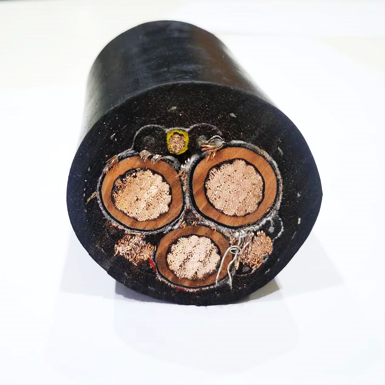 UL 1650 Power Mining Cable 2kv 5kv 3c 4/0 AWG Flexible Copper Conductor Epr Insulation CPE Sheath Shd-Gc Cable