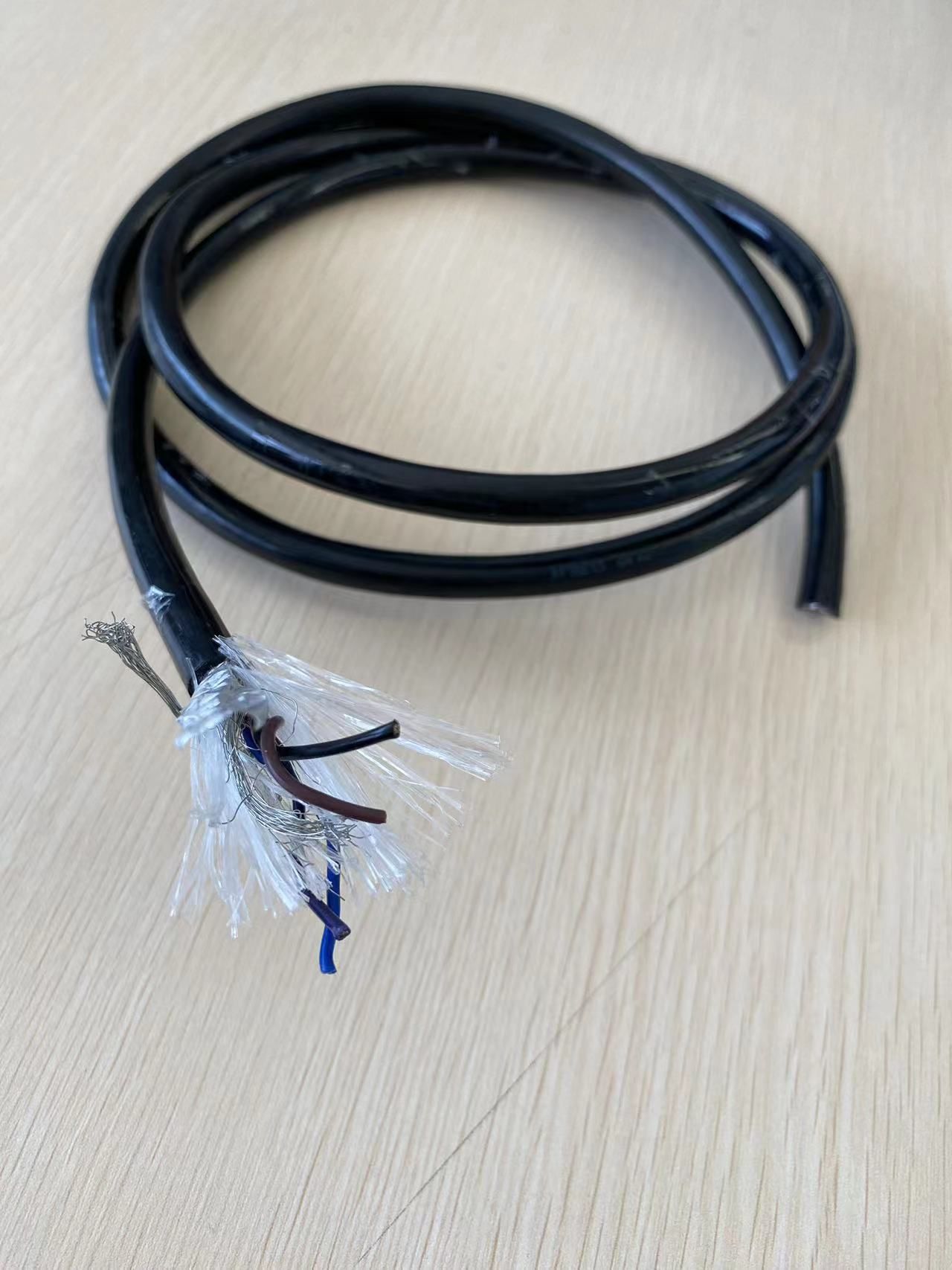 TPU Outer Sheathed Instrumentation Cable for Mining Hpmcu-300V 2X2X20AWG.