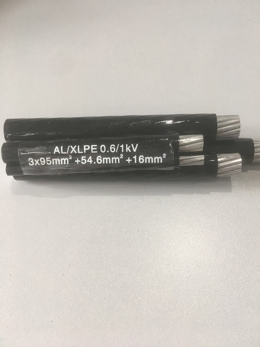 0.6/1kv Overhead Cable Aerial Bundled Cables with Lighting Core