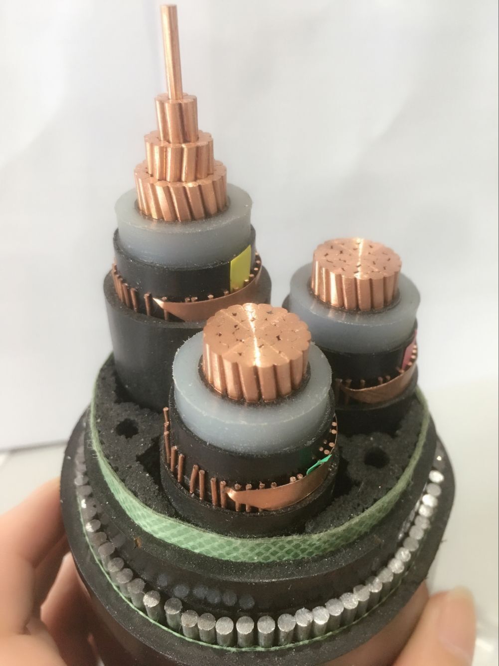 BS 6622 XLPE MDPE 6.35/11 (12) Kv Medium Power Cable