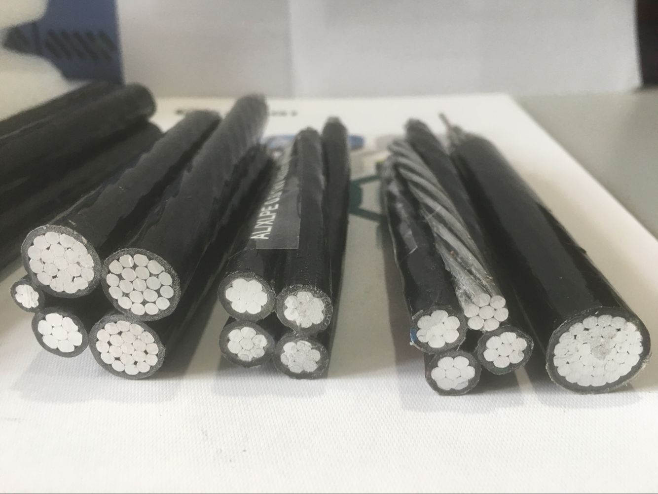 Power Transmitting Al/Al Alloy/Cu Conductor XLPE ABC Cable 16mm2