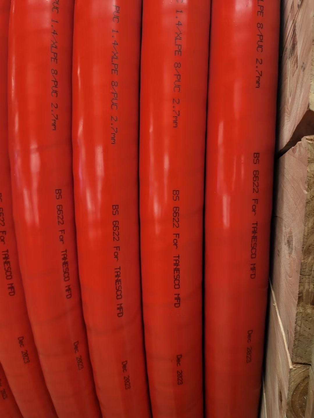 Red 19/33kv Three Cores 70mm2 Cables BS 6622/BS 7835 XLPE/MDPE Sheath Power Cable